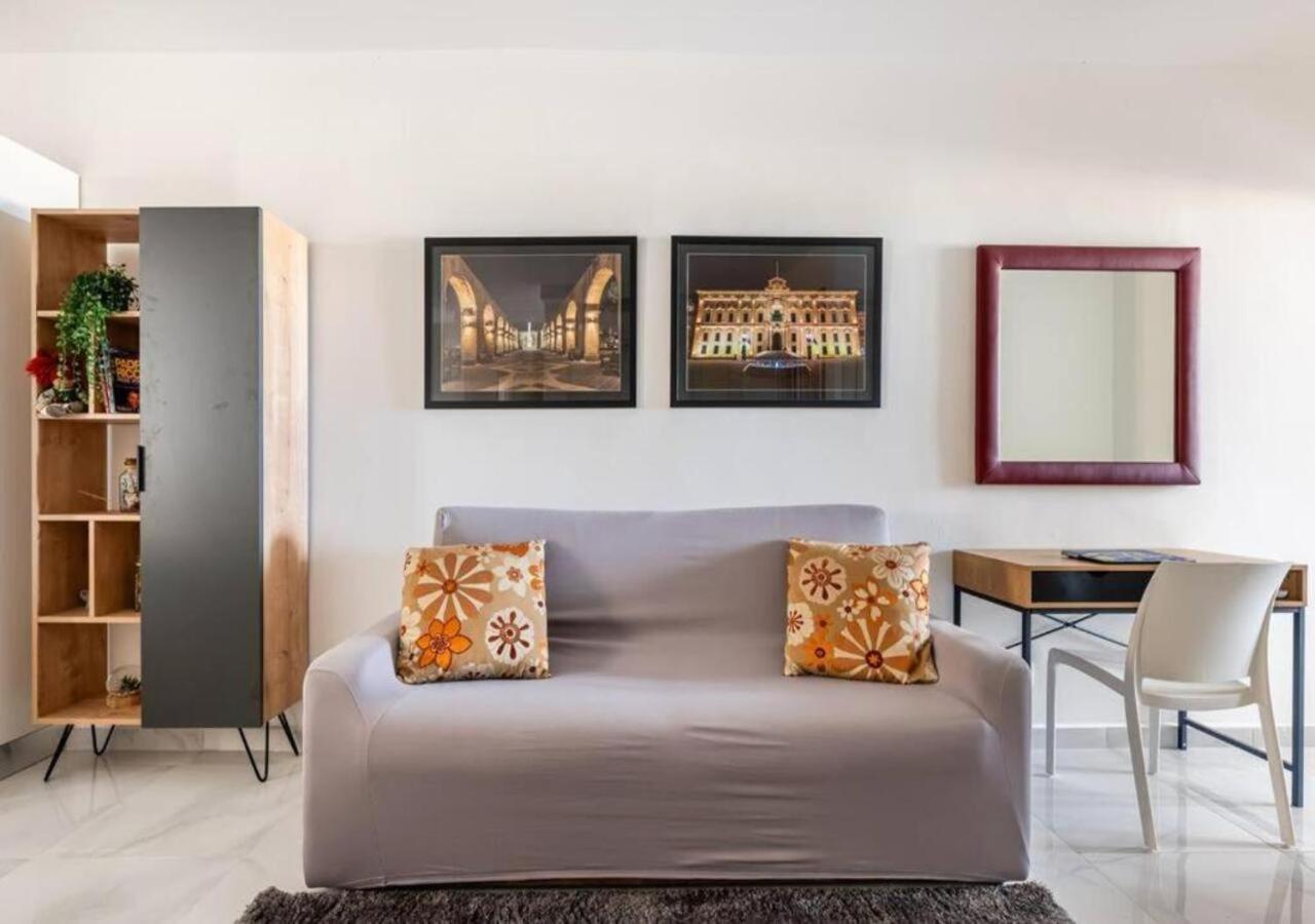 Sea View Luxury Apartment Brand New In La Valletta Esterno foto